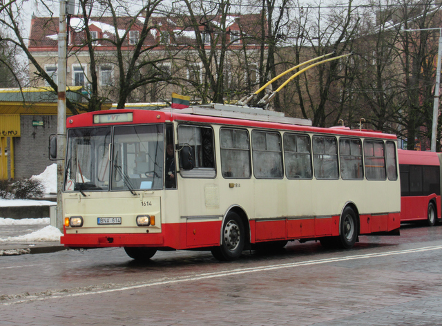 Foto van VVT Skoda 14Tr 1614 Standaardbus door RKlinkenberg
