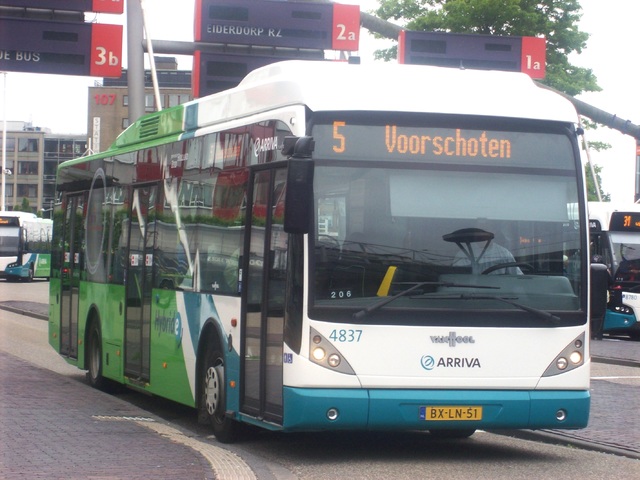Foto van ARR Van Hool A300 Hybrid 4837 Standaardbus door wyke2207