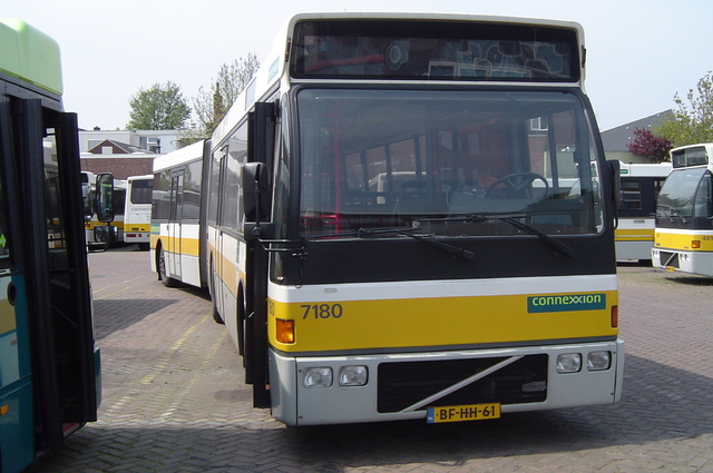 Foto van CXX Berkhof Duvedec G 7180 Gelede bus door wyke2207
