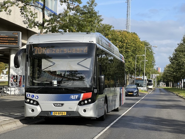 Foto van RET VDL Citea SLE-120 Hybrid 1255 Standaardbus door Stadsbus
