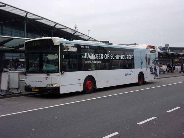 Foto van HTM Berkhof Diplomat 309 Standaardbus door Lijn45
