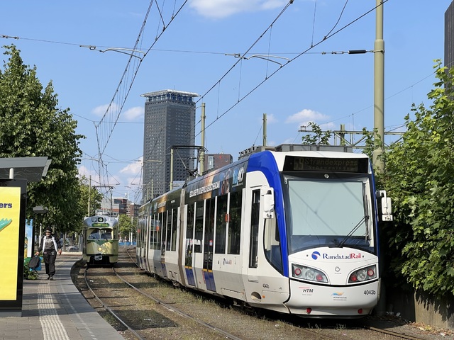 Foto van HTM RegioCitadis 4043 Tram door_gemaakt Stadsbus