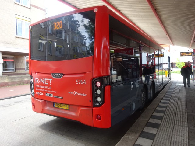 Foto van CXX VDL Citea XLE-137 5764 Standaardbus door Rotterdamseovspotter
