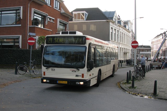 Foto van HTM Den Oudsten B96 151 Standaardbus door dmulder070