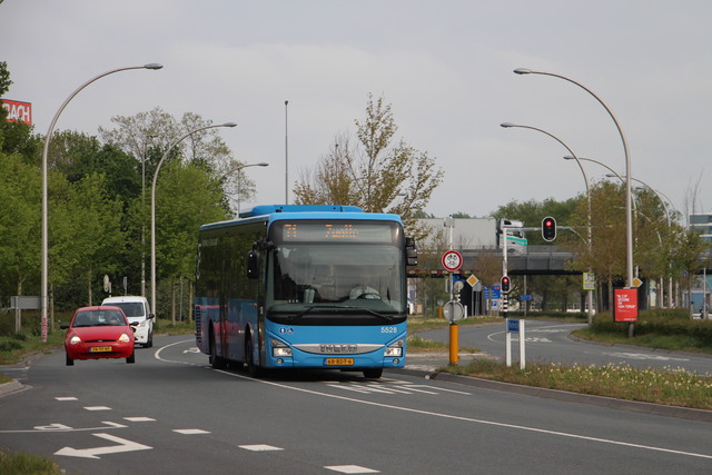 Foto van OVinIJ Iveco Crossway LE (12mtr) 5528 Standaardbus door_gemaakt jensvdkroft