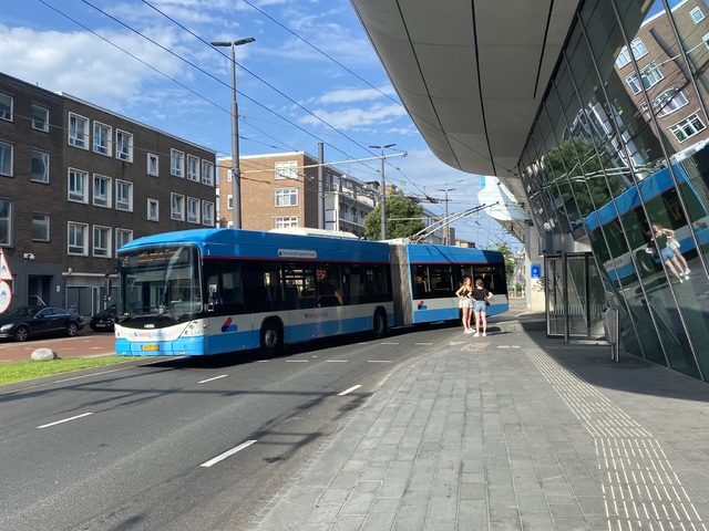 Foto van HER Hess Swisstrolley 5241 Gelede bus door_gemaakt JoostICMm