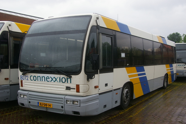 Foto van CXX Den Oudsten B95 8072 Standaardbus door wyke2207