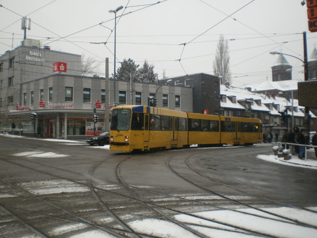 Foto van RBN Stadtbahnwagen M/N 8 1176 Tram door_gemaakt Perzik