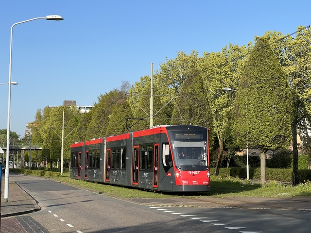 Foto van HTM Avenio 5046 Tram door Stadsbus
