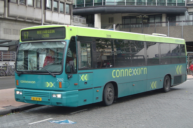 Foto van CXX Den Oudsten B95 2592 Standaardbus door wyke2207