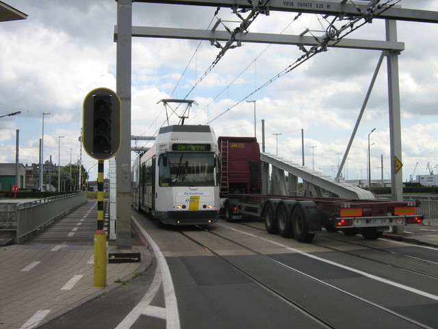 Foto van DeLijn BN LRV 6014 Tram door JanWillem
