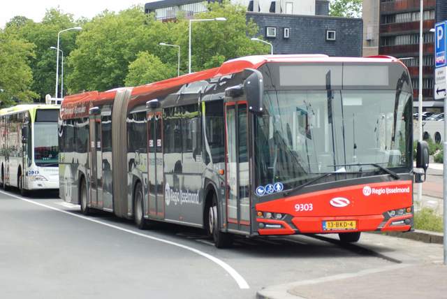 Foto van CXX Solaris Urbino 18 9303 Gelede bus door Treinenspotterlars2004