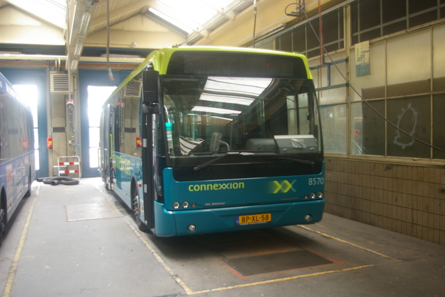 Foto van CXX VDL Ambassador ALE-120 8570 Standaardbus door wyke2207