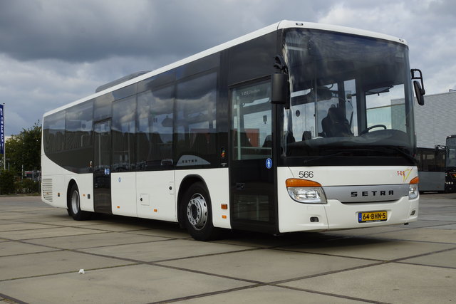 Foto van CXX Setra S 415 LE Business 1058 Standaardbus door_gemaakt MarcelWijers