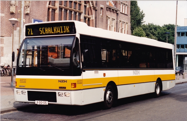 Foto van CXX Berkhof Duvedec 4832 Standaardbus door wyke2207