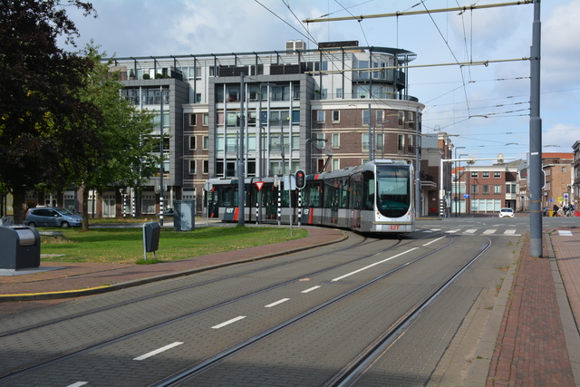 Foto van RET Rotterdamse Citadis 2115 Tram door JanWillem