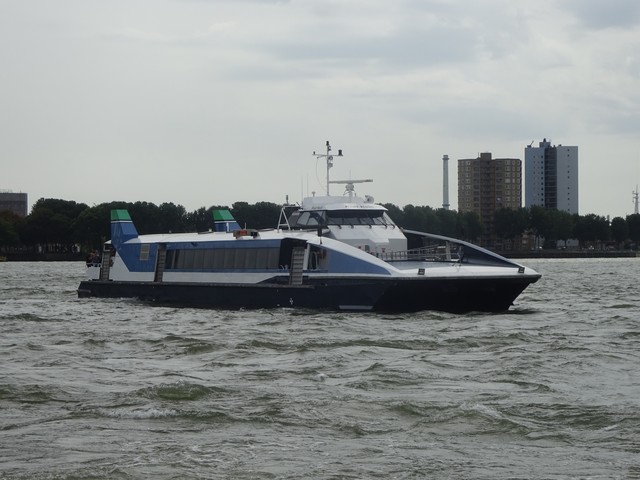 Foto van QBZ Waterbus 6713 Veerpont door Rotterdamseovspotter