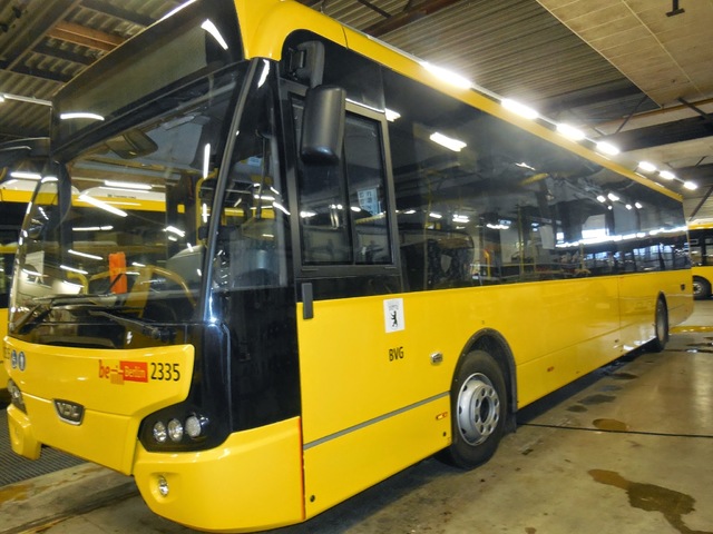 Foto van BVG VDL Citea LLE-120 2335 Standaardbus door Stadsbus