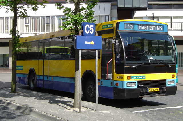 Foto van CXX Den Oudsten B88 4319 Standaardbus door wyke2207