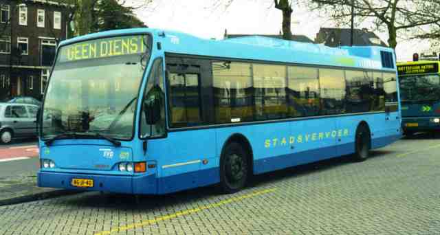 Foto van SVD Berkhof Premier 12 LPG 6517 Standaardbus door Jelmer