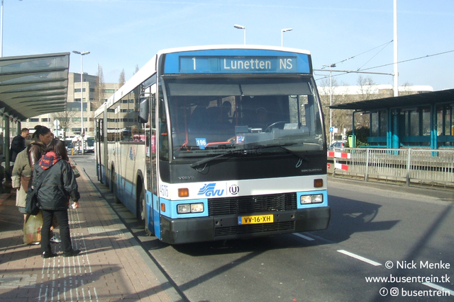 Foto van GVU Den Oudsten B88 G 575 Gelede bus door Busentrein