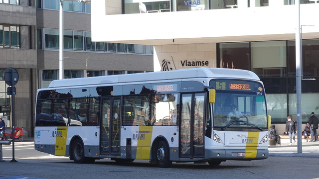 Foto van DeLijn Van Hool A360 Hybrid 5414 Standaardbus door WDK6761G1