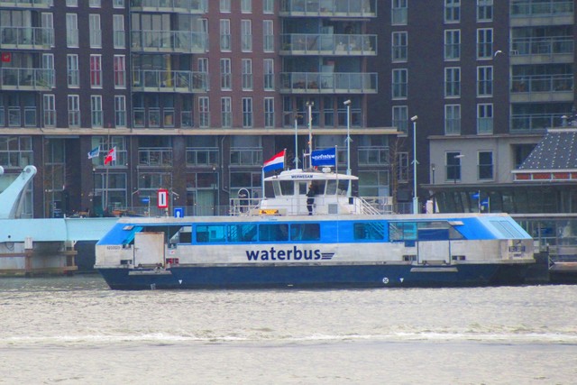 Foto van ARR Waterbus 810 Veerpont door Rotterdamseovspotter