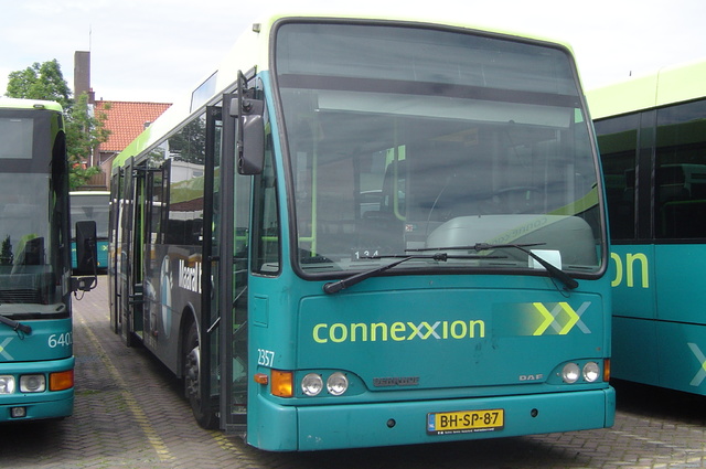 Foto van CXX Berkhof 2000NL 2357 Standaardbus door wyke2207