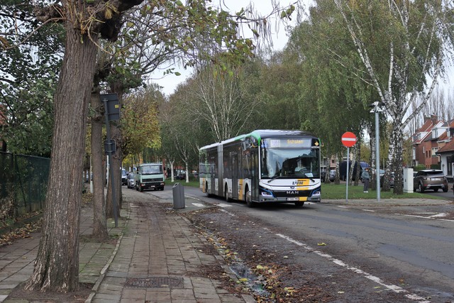 Foto van DeLijn MAN Lion's City 18E 605046 Gelede bus door mauricehooikammer