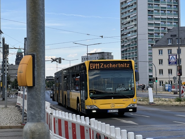 Foto van DVB Mercedes-Benz Citaro G 459027 Gelede bus door Stadsbus