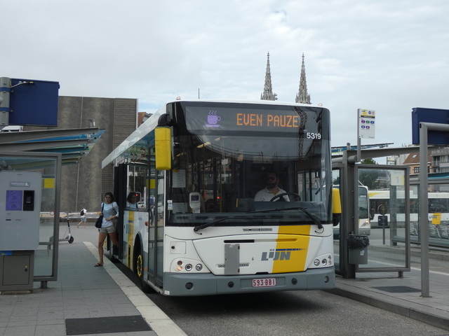 Foto van DeLijn Jonckheere Transit 2000 5319 Standaardbus door Delijn821