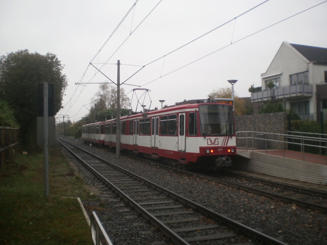 Foto van DVG Stadtbahnwagen B 4711 Tram door_gemaakt Perzik