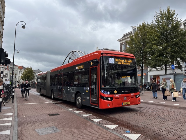 Foto van CXX Ebusco 2.2 (18mtr) 9807 Gelede bus door Stadsbus