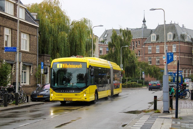 Foto van QBZ Heuliez GX437 ELEC 4811 Gelede bus door StijnvanGinkel