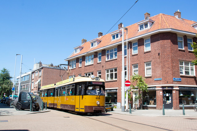 Foto van RoMeO Rotterdamse Düwag GT6 606 Tram door GB523