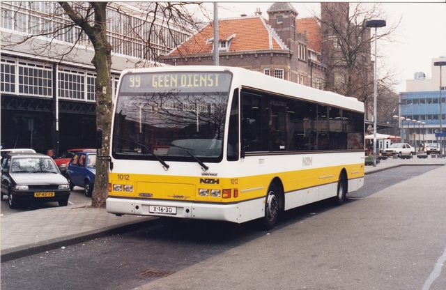 Foto van NZH Berkhof 2000NL 1012 Standaardbus door wyke2207