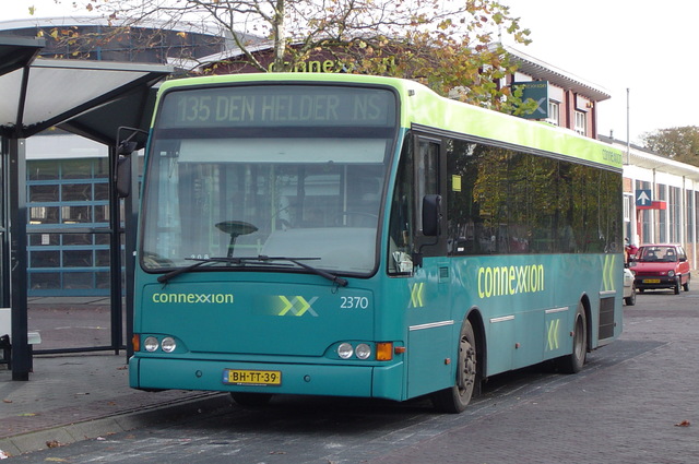 Foto van CXX Berkhof 2000NL 2370 Standaardbus door wyke2207