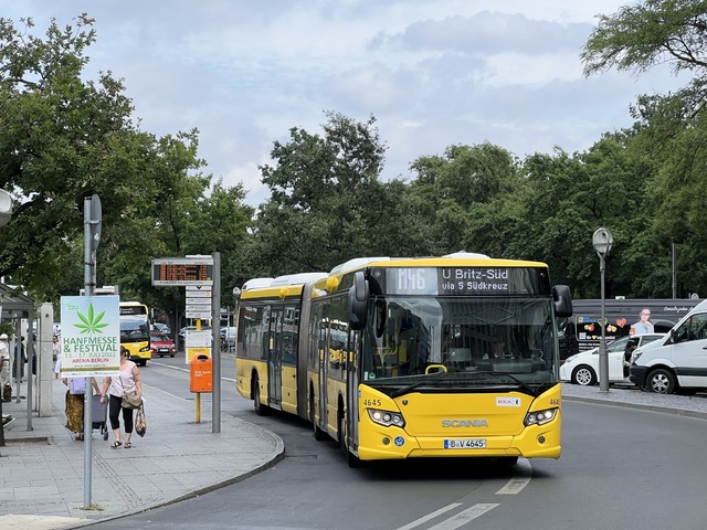 Foto van BVG Scania Citywide LFA 4645 Gelede bus door Stadsbus