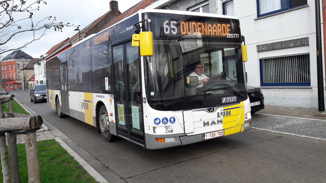 Foto van DeLijn MAN Lion's City 220777 Standaardbus door BusfanTom