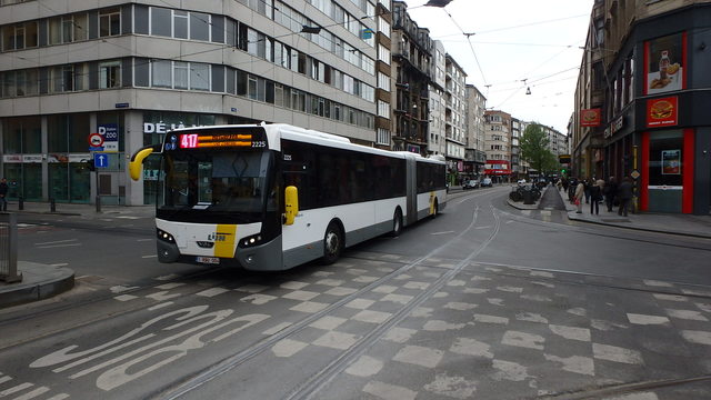 Foto van DeLijn VDL Citea SLFA-180 2225 Gelede bus door Perzik