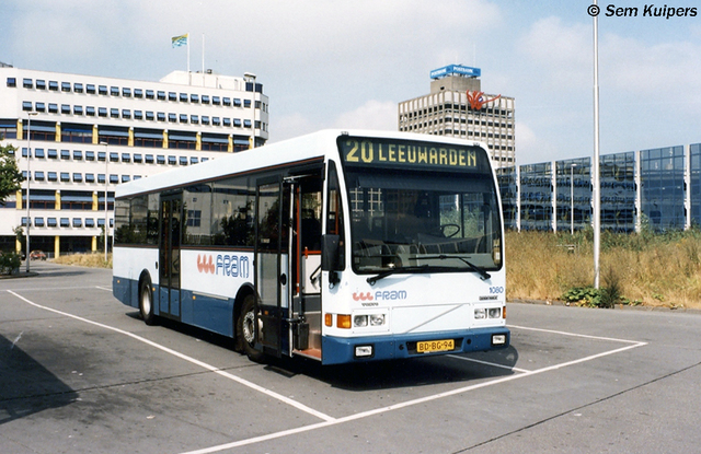 Foto van FRAM Berkhof 2000NL 1080 Standaardbus door RW2014