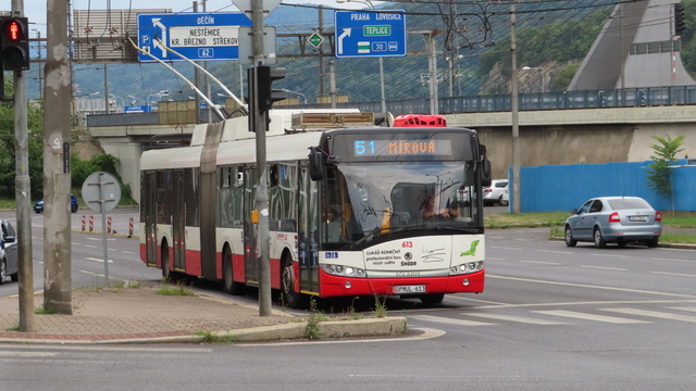 Foto van DPMUL Skoda 27Tr 613 Gelede bus door vervoerspotter
