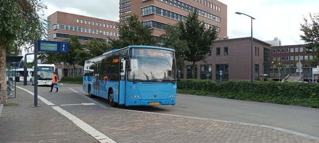 Foto van OVinIJ Volvo 8700 RLE 5744 Standaardbus door treinspotterommen