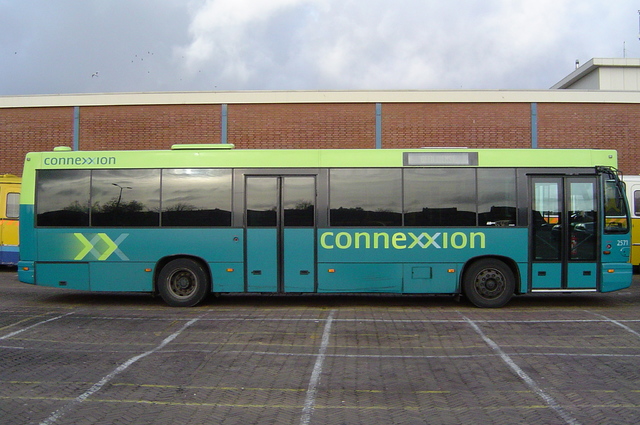 Foto van CXX Den Oudsten B95 2571 Standaardbus door wyke2207