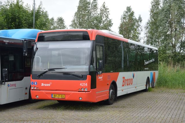 Foto van HER VDL Ambassador ALE-120 4214 Standaardbus door Nielsjuh5180