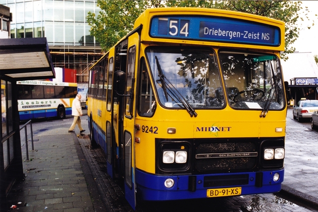 Foto van MN DAF MB200 9242 Standaardbus door wyke2207