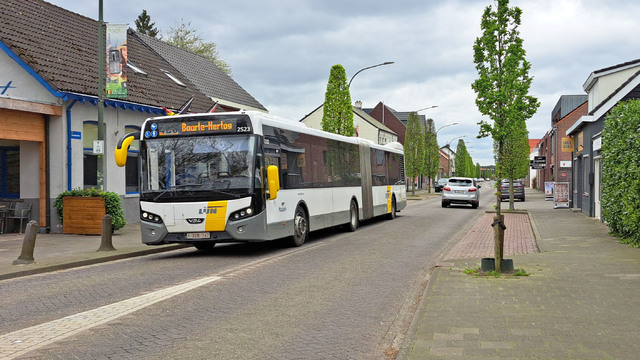 Foto van DeLijn VDL Citea SLFA-180 2523 Gelede bus door_gemaakt Lars190999