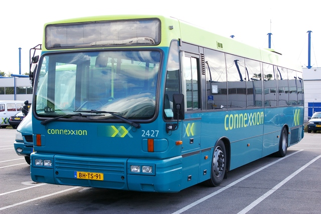 Foto van CXX Den Oudsten B95 2427 Standaardbus door wyke2207