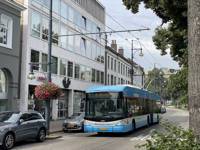 Foto van HER Hess Swisstrolley 5242 Gelede bus door_gemaakt M48T