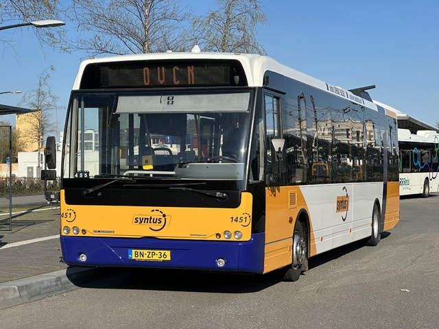 Foto van OVCN VDL Ambassador ALE-120 1451 Standaardbus door bartjem